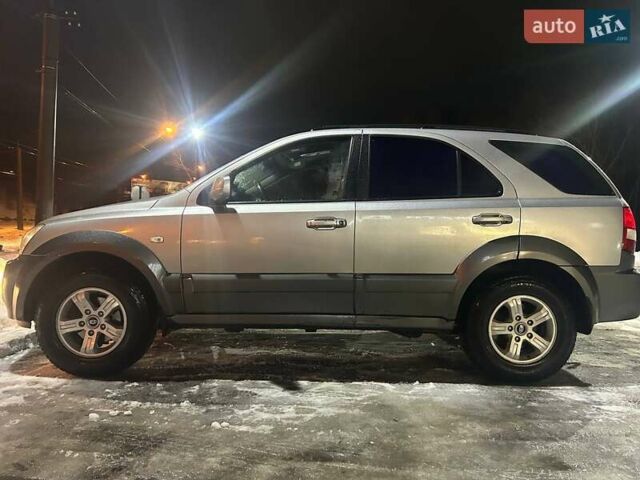 Киа Соренто, объемом двигателя 2.4 л и пробегом 210 тыс. км за 5999 $, фото 1 на Automoto.ua