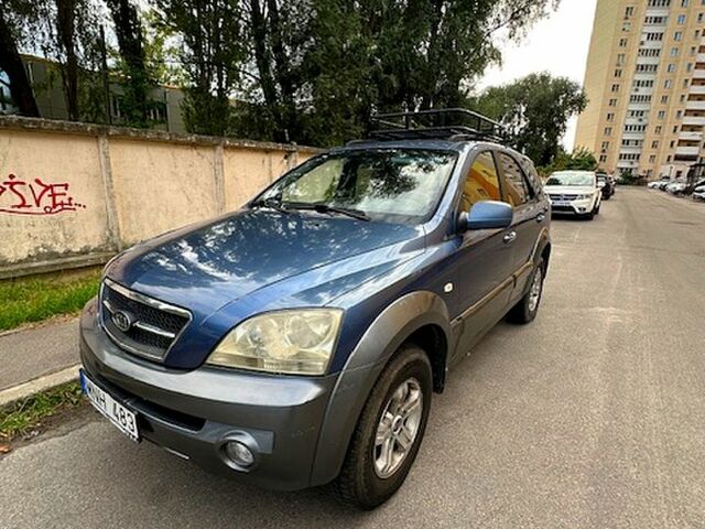Киа Соренто, объемом двигателя 2.5 л и пробегом 325 тыс. км за 4500 $, фото 1 на Automoto.ua