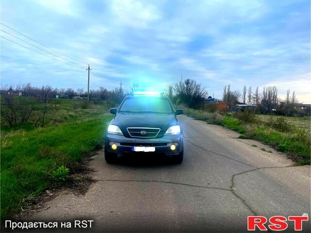 Киа Соренто, объемом двигателя 2.5 л и пробегом 305 тыс. км за 4500 $, фото 1 на Automoto.ua