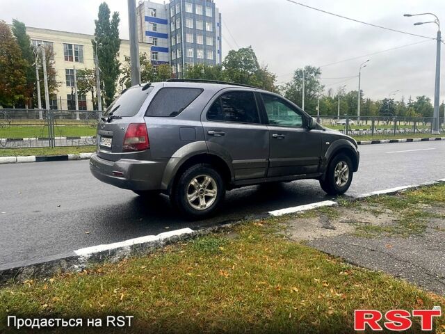 Киа Соренто, объемом двигателя 2.5 л и пробегом 300 тыс. км за 4000 $, фото 1 на Automoto.ua