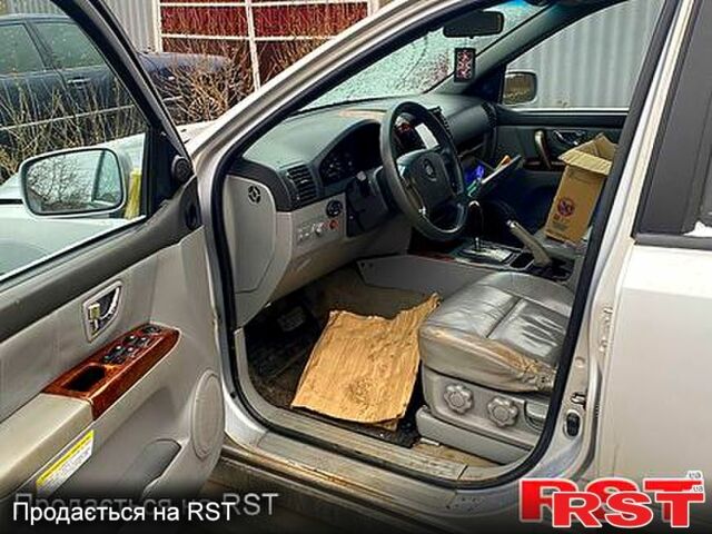 Кіа Соренто, об'ємом двигуна 25 л та пробігом 280 тис. км за 3500 $, фото 1 на Automoto.ua