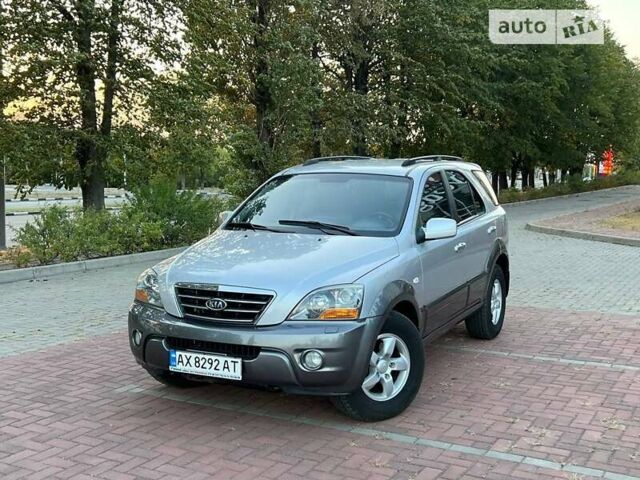 Киа Соренто, объемом двигателя 2.5 л и пробегом 233 тыс. км за 9300 $, фото 1 на Automoto.ua
