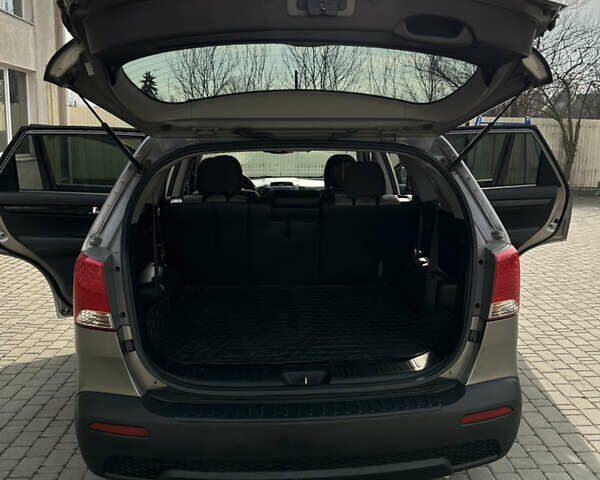 Киа Соренто, объемом двигателя 2.4 л и пробегом 10 тыс. км за 11000 $, фото 1 на Automoto.ua