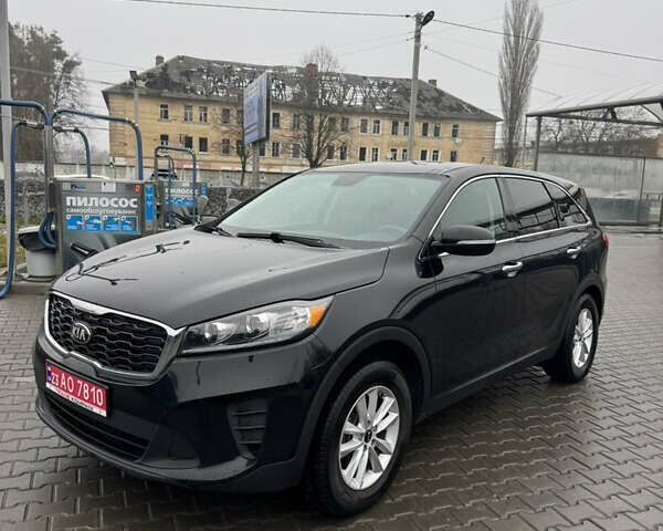 Киа Соренто, объемом двигателя 0 л и пробегом 170 тыс. км за 13800 $, фото 1 на Automoto.ua