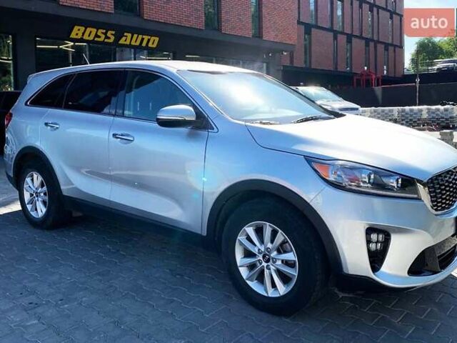 Кіа Соренто, об'ємом двигуна 0 л та пробігом 47 тис. км за 18000 $, фото 1 на Automoto.ua