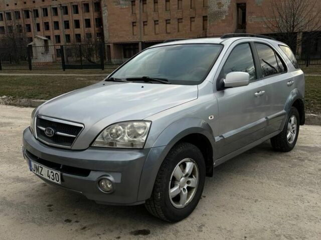 Серый Киа Соренто, объемом двигателя 2.5 л и пробегом 222 тыс. км за 4000 $, фото 1 на Automoto.ua