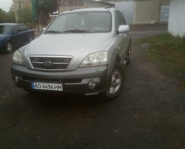 Сірий Кіа Соренто, об'ємом двигуна 2.5 л та пробігом 182 тис. км за 7000 $, фото 1 на Automoto.ua