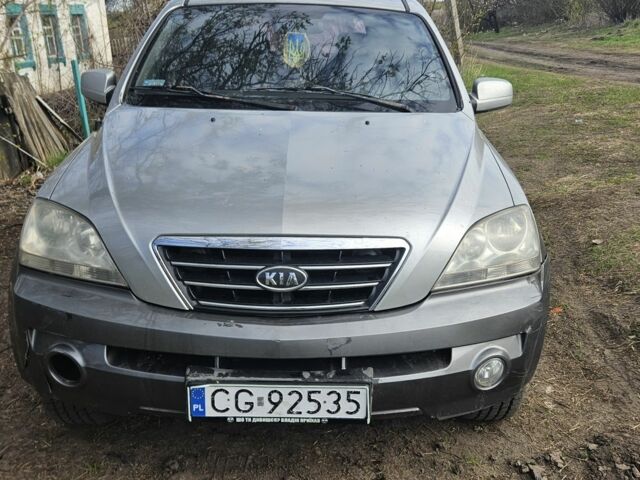 Серый Киа Соренто, объемом двигателя 2.5 л и пробегом 203 тыс. км за 3100 $, фото 1 на Automoto.ua