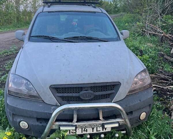 Серый Киа Соренто, объемом двигателя 2.5 л и пробегом 244 тыс. км за 5500 $, фото 1 на Automoto.ua