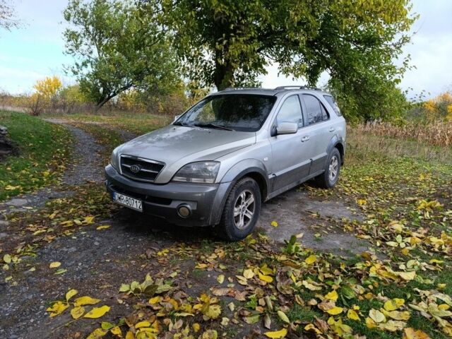 Сірий Кіа Соренто, об'ємом двигуна 3 л та пробігом 1000 тис. км за 3300 $, фото 1 на Automoto.ua