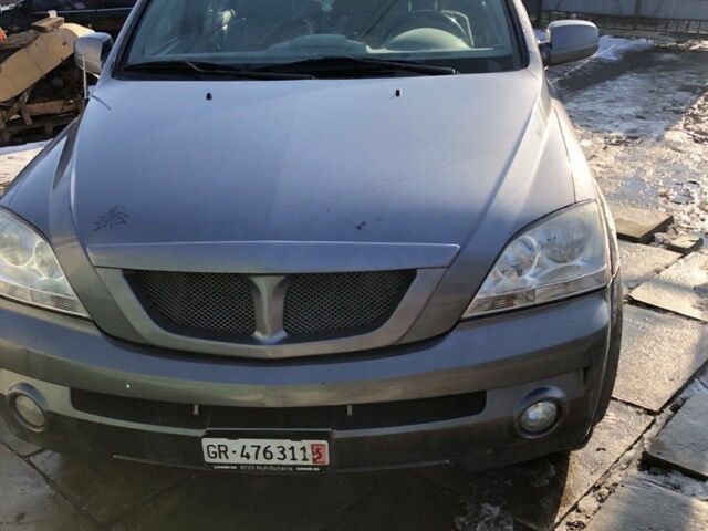 Киа Соренто 2003 в Васильковке на Automoto.ua Серый Киа Соренто, объемом двигателя 2.5 л и пробегом 290 тыс. км за 3800 $, фото 1 на Automoto.ua