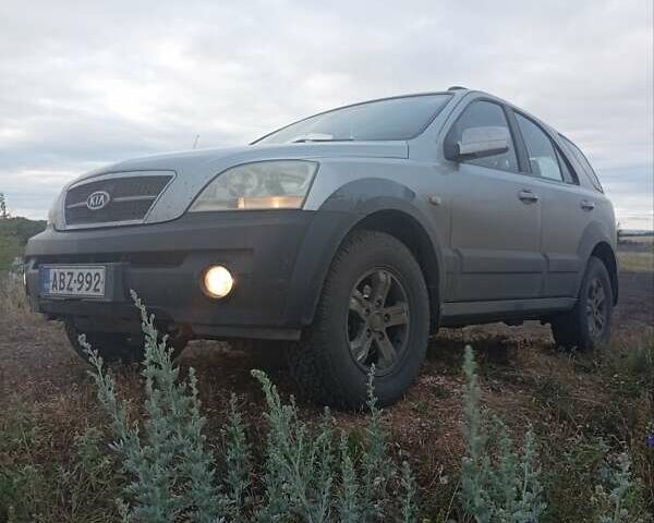 Серый Киа Соренто, объемом двигателя 2.5 л и пробегом 207 тыс. км за 4700 $, фото 1 на Automoto.ua