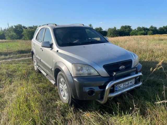 Серый Киа Соренто, объемом двигателя 2.5 л и пробегом 350 тыс. км за 3500 $, фото 1 на Automoto.ua