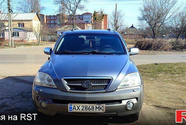 Серый Киа Соренто, объемом двигателя 2.5 л и пробегом 240 тыс. км за 7200 $, фото 1 на Automoto.ua