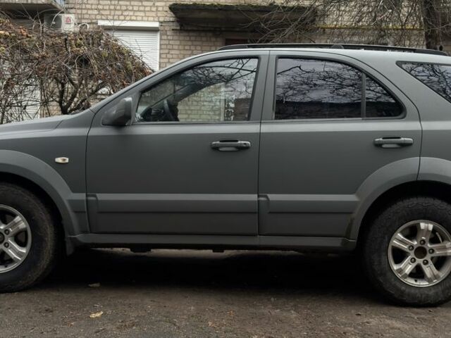 Серый Киа Соренто, объемом двигателя 0 л и пробегом 258 тыс. км за 4500 $, фото 1 на Automoto.ua