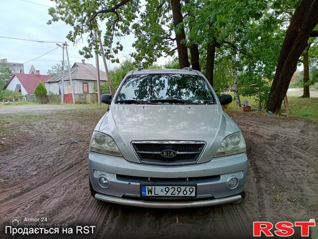 Киа Соренто 2004 в Славянске на Automoto.ua Серый Киа Соренто, объемом двигателя 2.5 л и пробегом 200 тыс. км за 4000 $, фото 1 на Automoto.ua