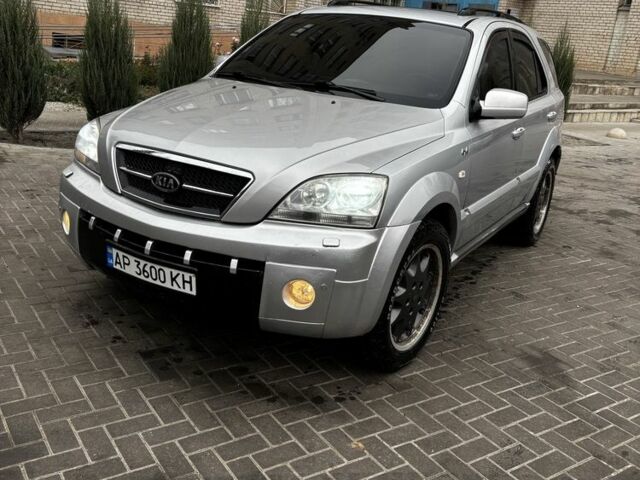 Сірий Кіа Соренто, об'ємом двигуна 2.4 л та пробігом 245 тис. км за 5500 $, фото 1 на Automoto.ua