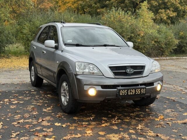 Киа Соренто 2005 в Павлограде на Automoto.ua Серый Киа Соренто, объемом двигателя 0 л и пробегом 222 тыс. км за 4799 $, фото 1 на Automoto.ua
