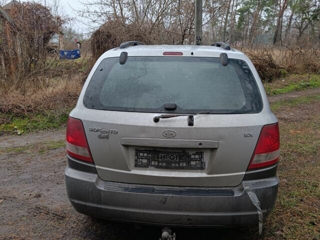 Серый Киа Соренто, объемом двигателя 2.5 л и пробегом 378 тыс. км за 2300 $, фото 1 на Automoto.ua