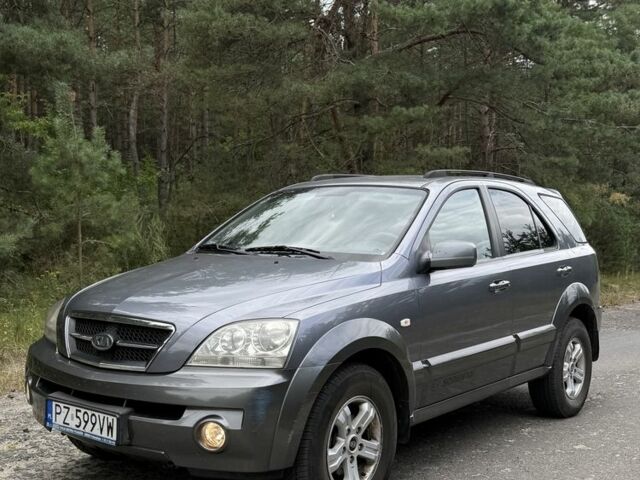 Серый Киа Соренто, объемом двигателя 2.5 л и пробегом 335 тыс. км за 4000 $, фото 1 на Automoto.ua