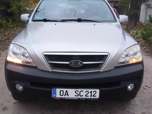 Серый Киа Соренто, объемом двигателя 2.5 л и пробегом 220 тыс. км за 3200 $, фото 1 на Automoto.ua