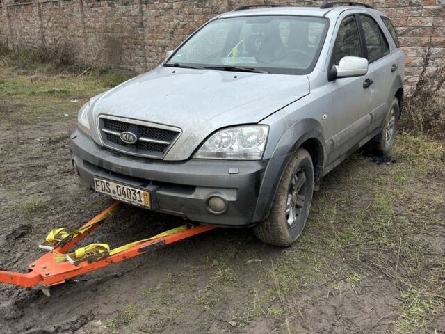 Сірий Кіа Соренто, об'ємом двигуна 2.5 л та пробігом 222 тис. км за 2350 $, фото 1 на Automoto.ua