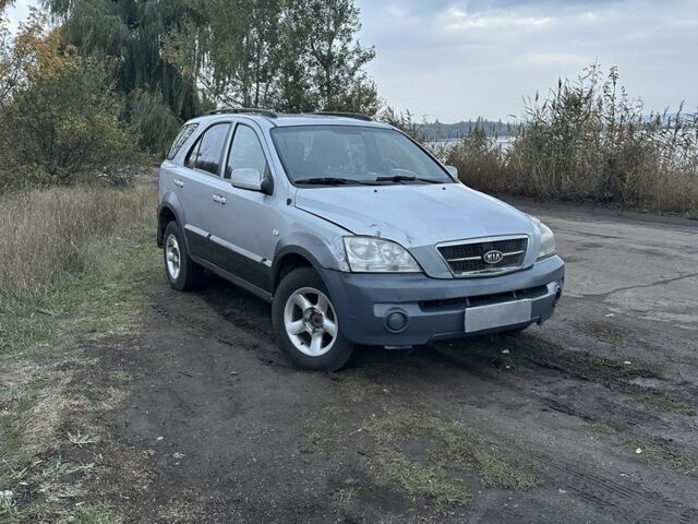 Киа Соренто 2005 в Славянске на Automoto.ua Серый Киа Соренто, объемом двигателя 2.5 л и пробегом 321 тыс. км за 2500 $, фото 1 на Automoto.ua