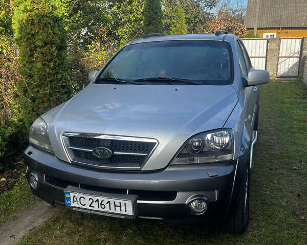Сірий Кіа Соренто, об'ємом двигуна 2.5 л та пробігом 207 тис. км за 6800 $, фото 1 на Automoto.ua