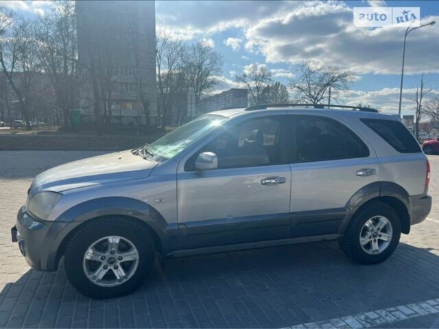 Киа Соренто 2005 в Харькове на Automoto.ua Серый Киа Соренто, объемом двигателя 2.5 л и пробегом 290 тыс. км за 5000 $, фото 1 на Automoto.ua