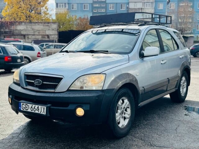 Киа Соренто 2005 в Павлограде на Automoto.ua Серый Киа Соренто, объемом двигателя 2.5 л и пробегом 280 тыс. км за 4250 $, фото 1 на Automoto.ua