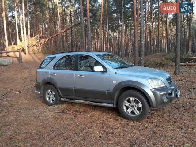 Серый Киа Соренто, объемом двигателя 2.4 л и пробегом 270 тыс. км за 7000 $, фото 1 на Automoto.ua