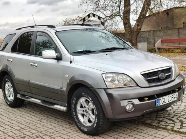 Серый Киа Соренто, объемом двигателя 2.5 л и пробегом 288 тыс. км за 2700 $, фото 1 на Automoto.ua