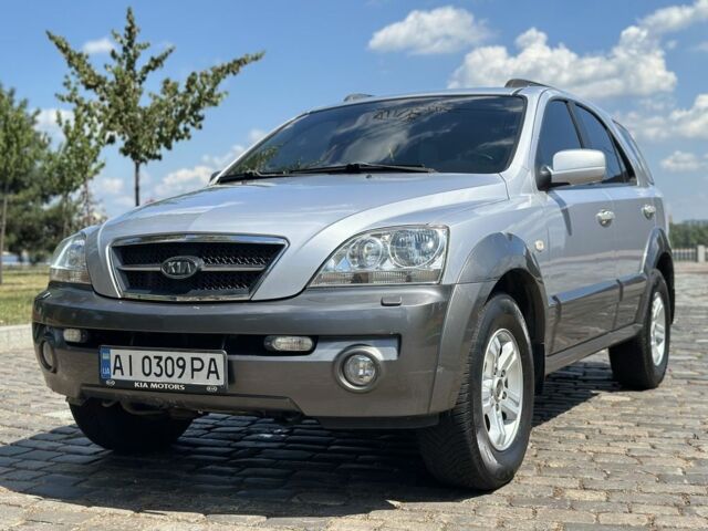 Сірий Кіа Соренто, об'ємом двигуна 2.5 л та пробігом 243 тис. км за 7000 $, фото 1 на Automoto.ua