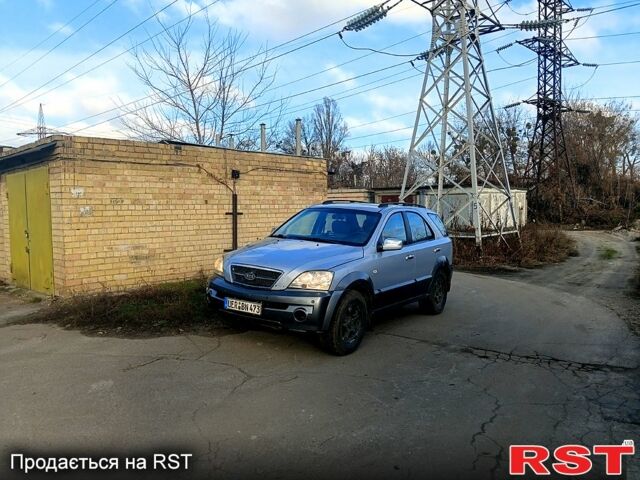 Серый Киа Соренто, объемом двигателя 2.5 л и пробегом 340 тыс. км за 3600 $, фото 1 на Automoto.ua