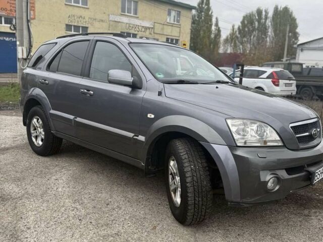 Серый Киа Соренто, объемом двигателя 2.5 л и пробегом 220 тыс. км за 5200 $, фото 1 на Automoto.ua