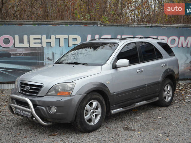 Серый Киа Соренто, объемом двигателя 2.5 л и пробегом 129 тыс. км за 7700 $, фото 1 на Automoto.ua
