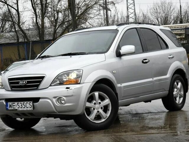 Сірий Кіа Соренто, об'ємом двигуна 2.5 л та пробігом 267 тис. км за 2300 $, фото 1 на Automoto.ua