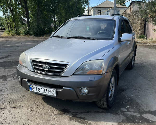 Сірий Кіа Соренто, об'ємом двигуна 2.5 л та пробігом 221 тис. км за 7500 $, фото 1 на Automoto.ua