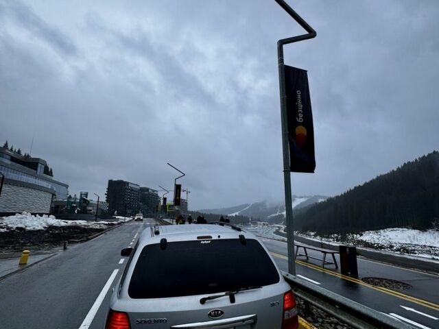 Серый Киа Соренто, объемом двигателя 2.5 л и пробегом 260 тыс. км за 5300 $, фото 1 на Automoto.ua