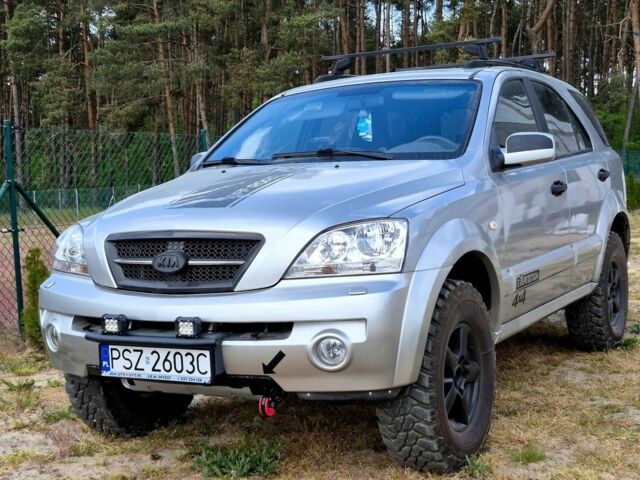 Серый Киа Соренто, объемом двигателя 0 л и пробегом 249 тыс. км за 2900 $, фото 1 на Automoto.ua