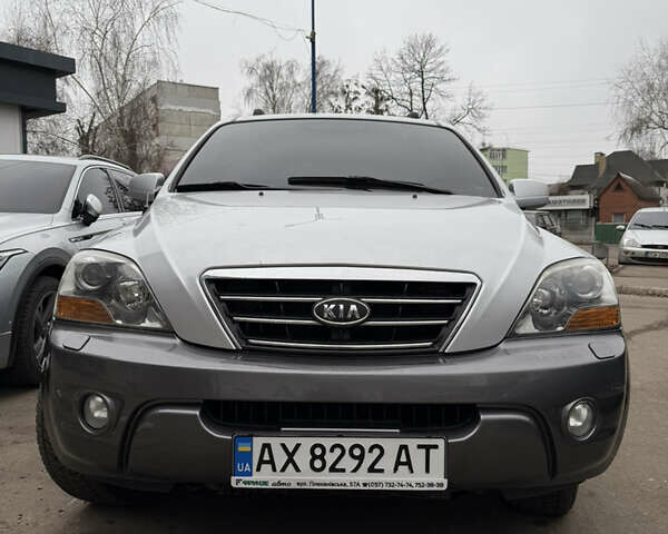 Серый Киа Соренто, объемом двигателя 2.5 л и пробегом 247 тыс. км за 9500 $, фото 1 на Automoto.ua