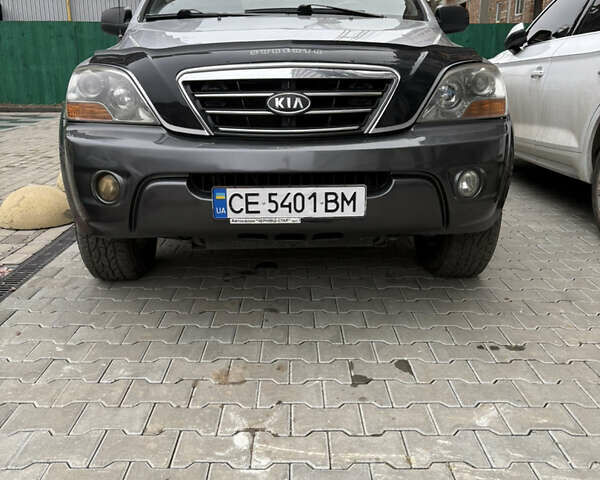 Серый Киа Соренто, объемом двигателя 2.5 л и пробегом 157 тыс. км за 7500 $, фото 1 на Automoto.ua