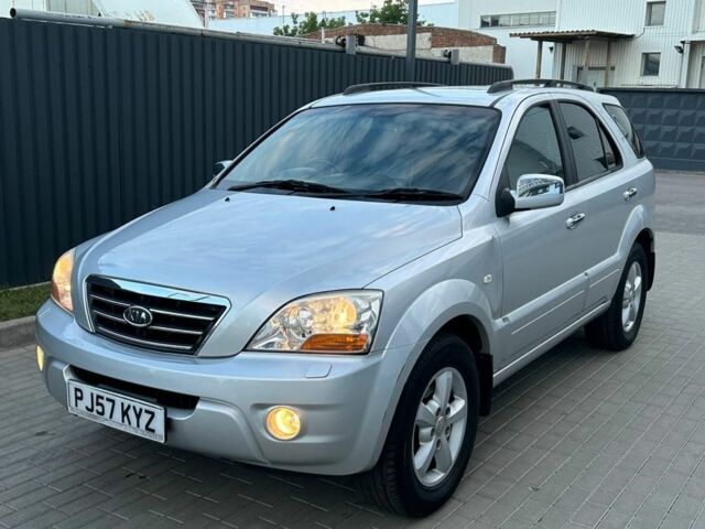 Серый Киа Соренто, объемом двигателя 2.5 л и пробегом 144 тыс. км за 3799 $, фото 1 на Automoto.ua