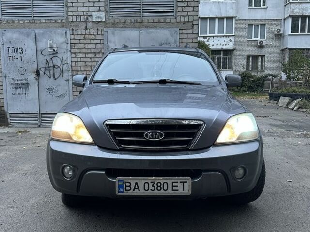 Сірий Кіа Соренто, об'ємом двигуна 2.5 л та пробігом 245 тис. км за 7500 $, фото 1 на Automoto.ua
