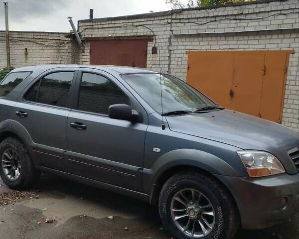 Сірий Кіа Соренто, об'ємом двигуна 2.5 л та пробігом 220 тис. км за 7000 $, фото 1 на Automoto.ua
