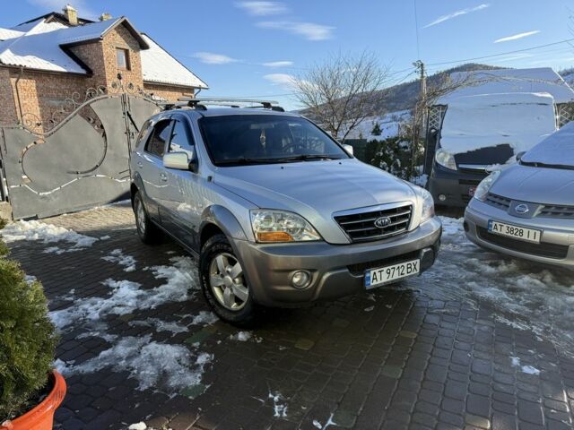 Серый Киа Соренто, объемом двигателя 2.5 л и пробегом 230 тыс. км за 7300 $, фото 1 на Automoto.ua