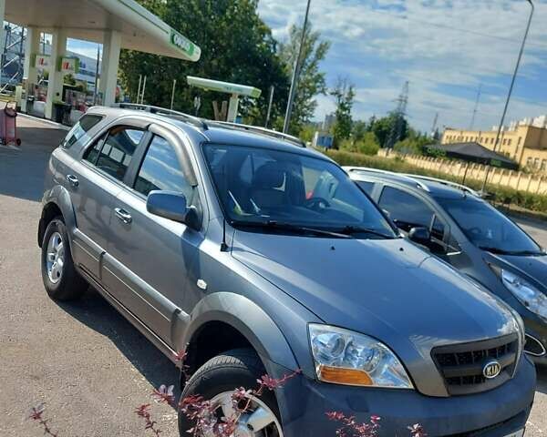 Серый Киа Соренто, объемом двигателя 2.5 л и пробегом 280 тыс. км за 9500 $, фото 1 на Automoto.ua