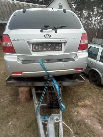Сірий Кіа Соренто, об'ємом двигуна 2.5 л та пробігом 265 тис. км за 4350 $, фото 1 на Automoto.ua