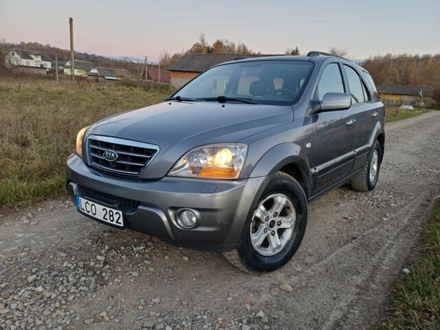 Серый Киа Соренто, объемом двигателя 0 л и пробегом 300 тыс. км за 4600 $, фото 1 на Automoto.ua