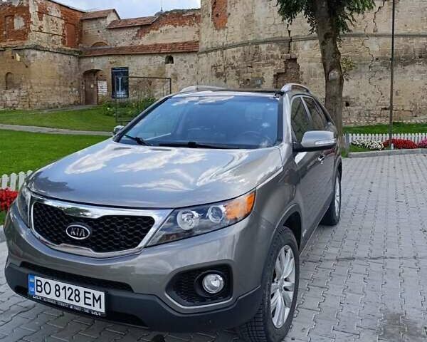 Серый Киа Соренто, объемом двигателя 2.2 л и пробегом 227 тыс. км за 12800 $, фото 1 на Automoto.ua